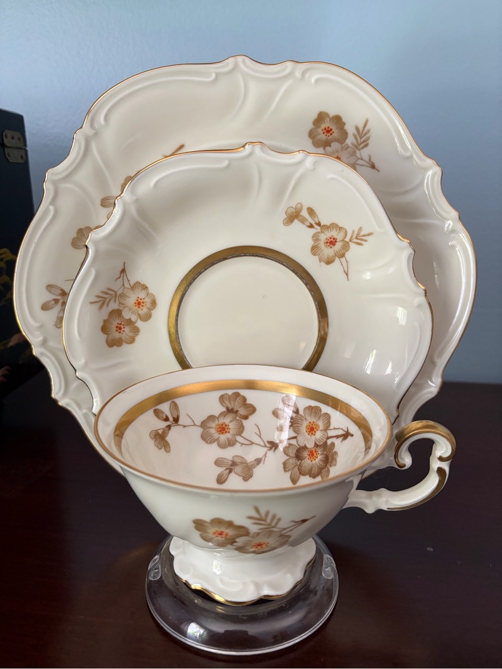 Dell Cream and Gold Floral Porcelain Teacup Set
